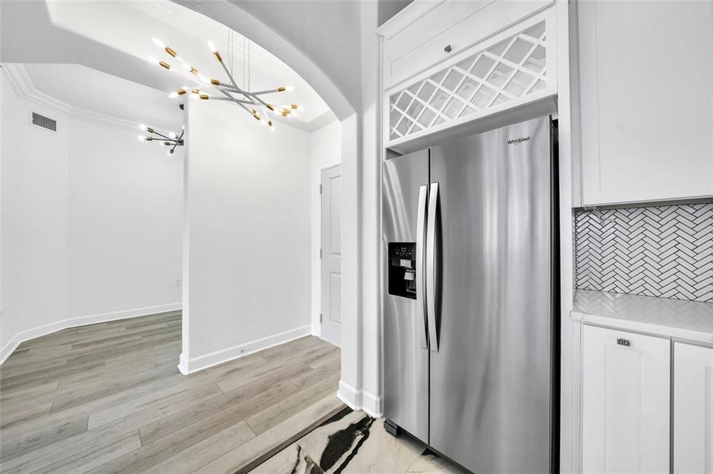 3445 Stratford Road Northeast, Unit 805 Atlanta, GA 30326 - Photo 8 of 71