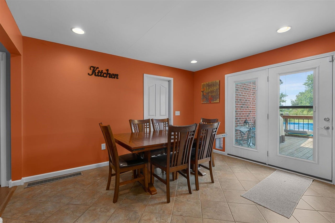 328 Peterson Road Cave City, KY 42127 - Photo 8 of 38 Gallery Image 8