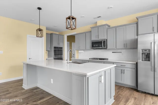 $585,000 | 110 Ashbee Court, Moyock, NC 27958