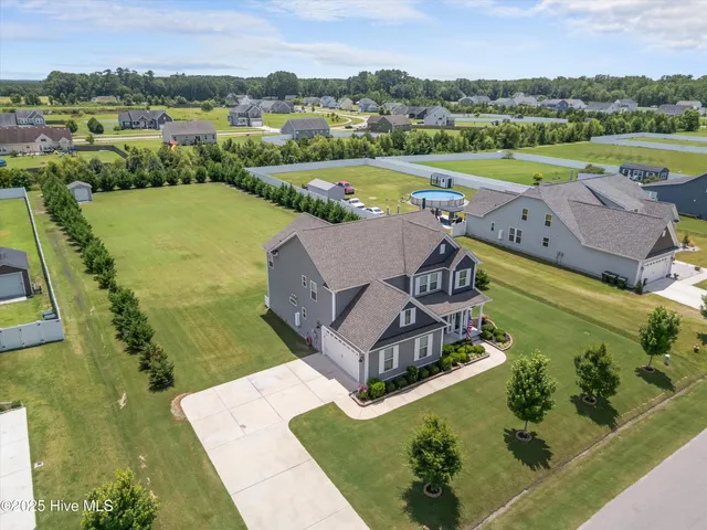 $585,000 | 110 Ashbee Court, Moyock, NC 27958