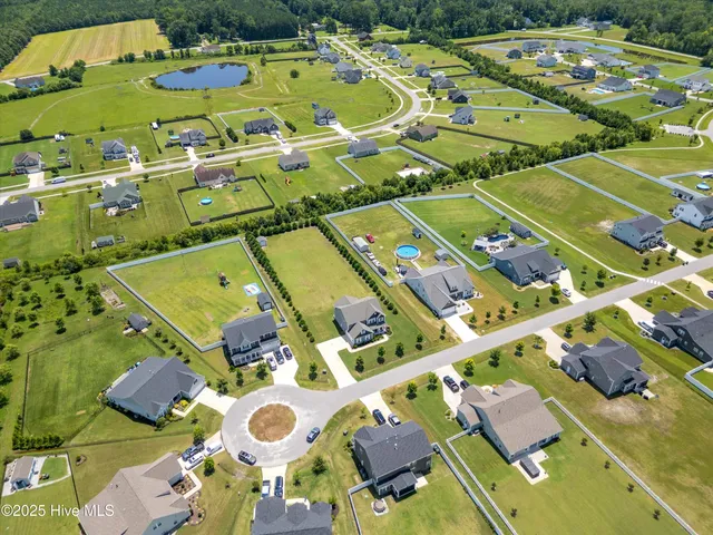 $585,000 | 110 Ashbee Court, Moyock, NC 27958