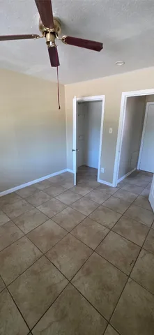 $1,000 | 4005 Irvington Boulevard, Unit 6, Houston, TX 77009