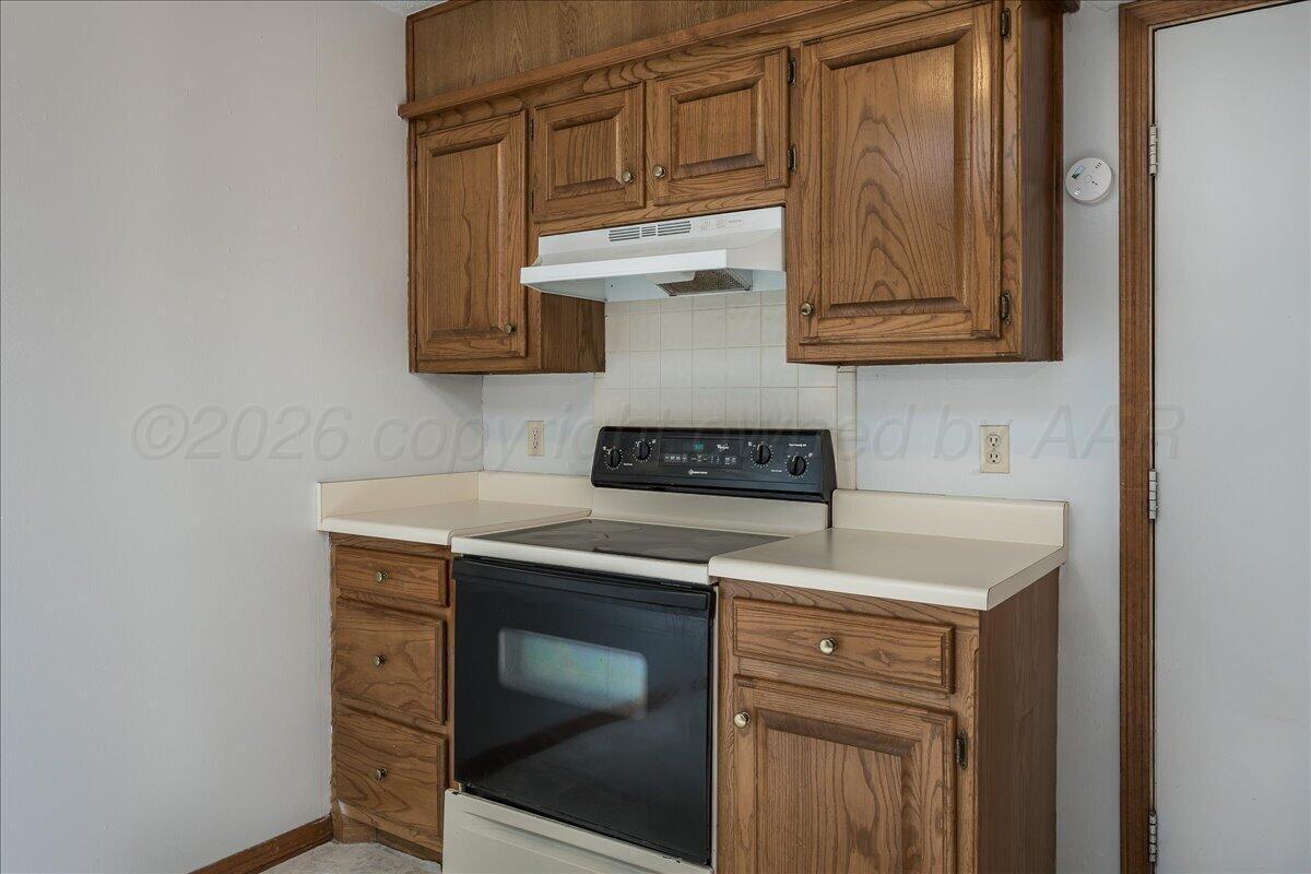 79 Valleyview Road Canyon, TX 79015 - Photo 13 of 40 13-A Kitchen 3