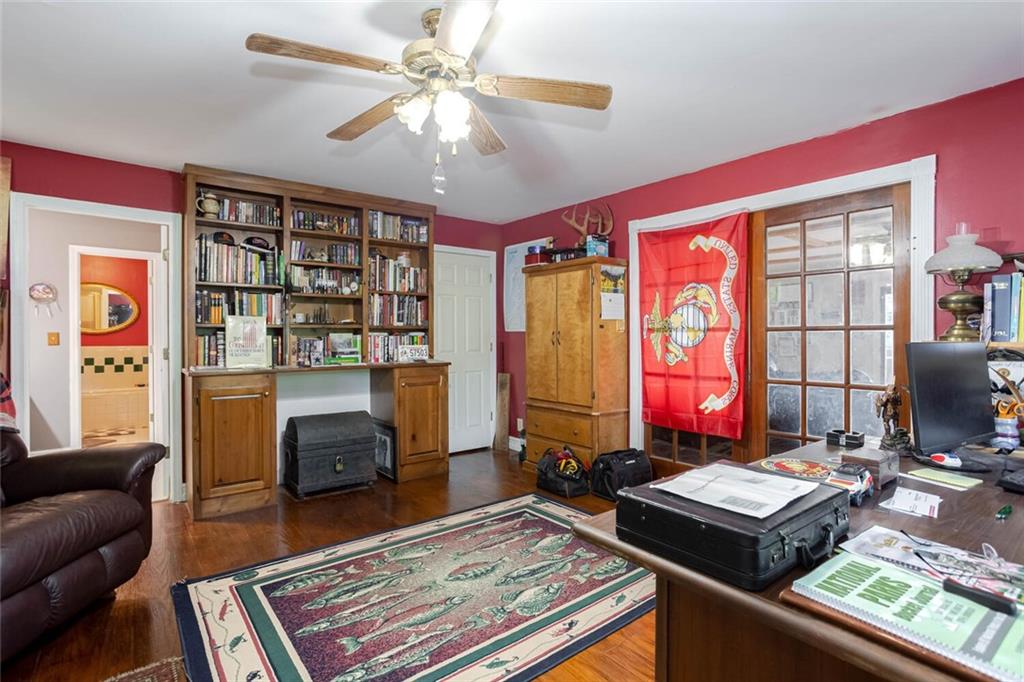 8 Mt Sequoyah Road Jasper, GA 30143 - Photo 26 of 86 a living room with furniture flat screen tv and a window