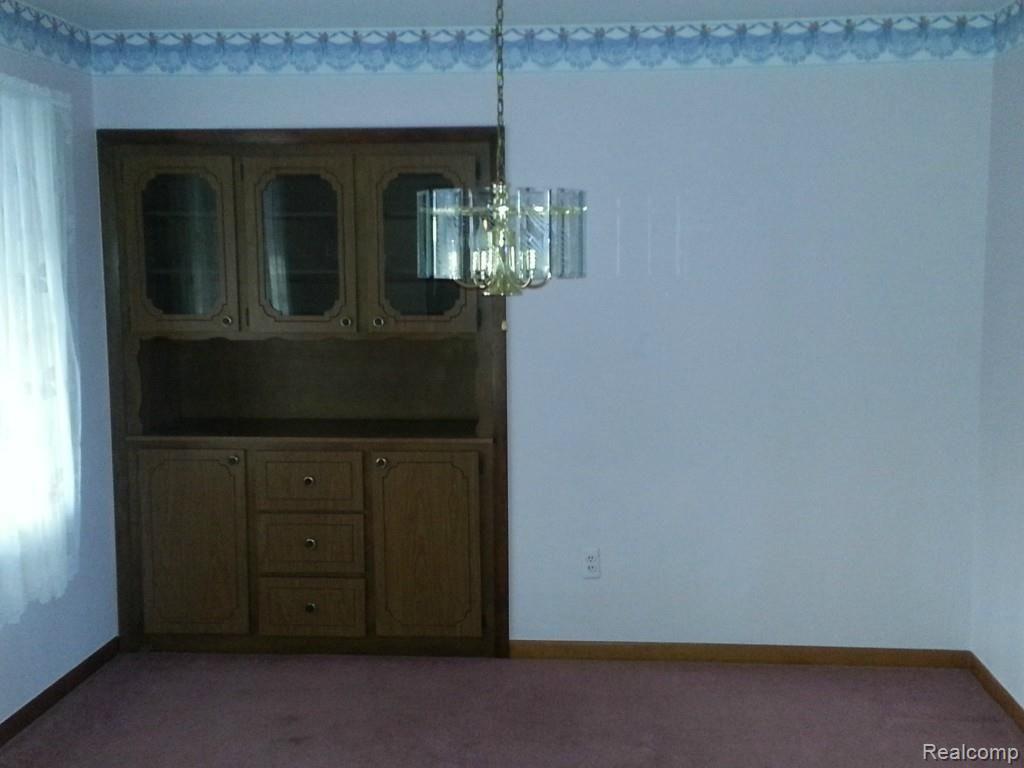 64733 Miller Road Washington, MI 48095 - Photo 4 of 17 RREI.2014