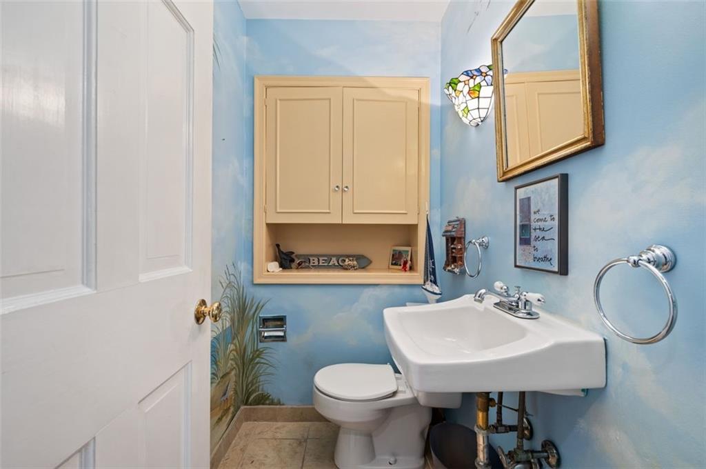 8 Dunmoyle Place Pittsburgh, PA 15217 - Photo 15 of 27