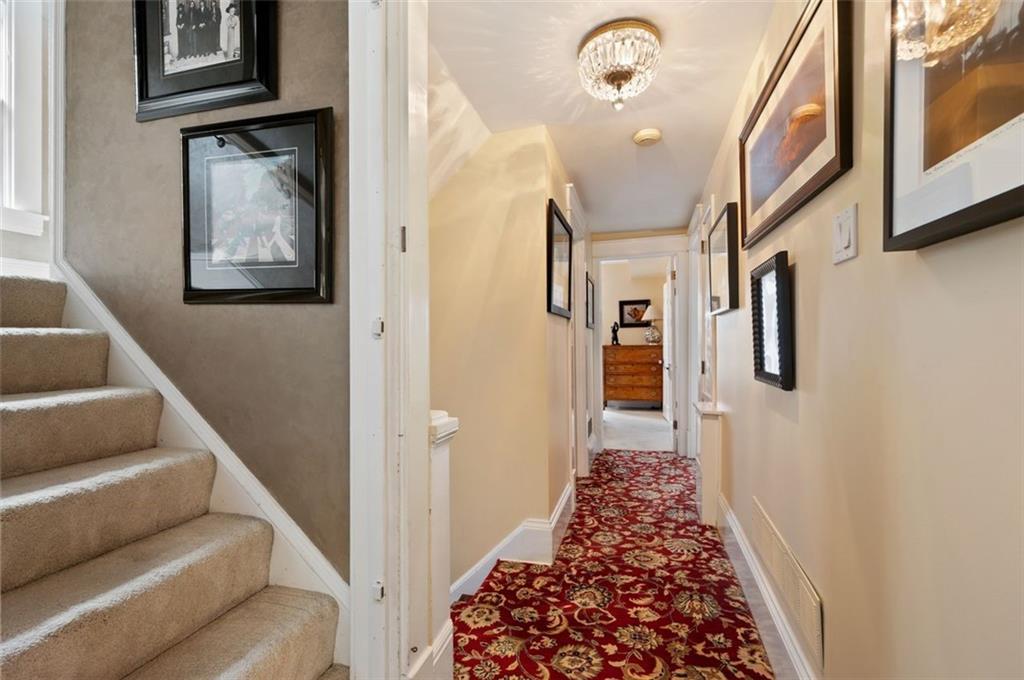 8 Dunmoyle Place Pittsburgh, PA 15217 - Photo 16 of 27