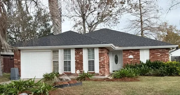 $294,500 | 448 Pellerin Drive, Kenner, LA 70065