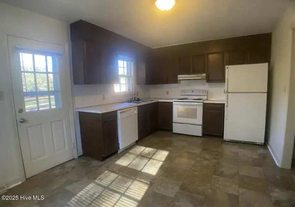 $139,000 | 6000 River Road, Unit 20, Washington, NC 27889