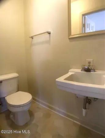 $139,000 | 6000 River Road, Unit 20, Washington, NC 27889
