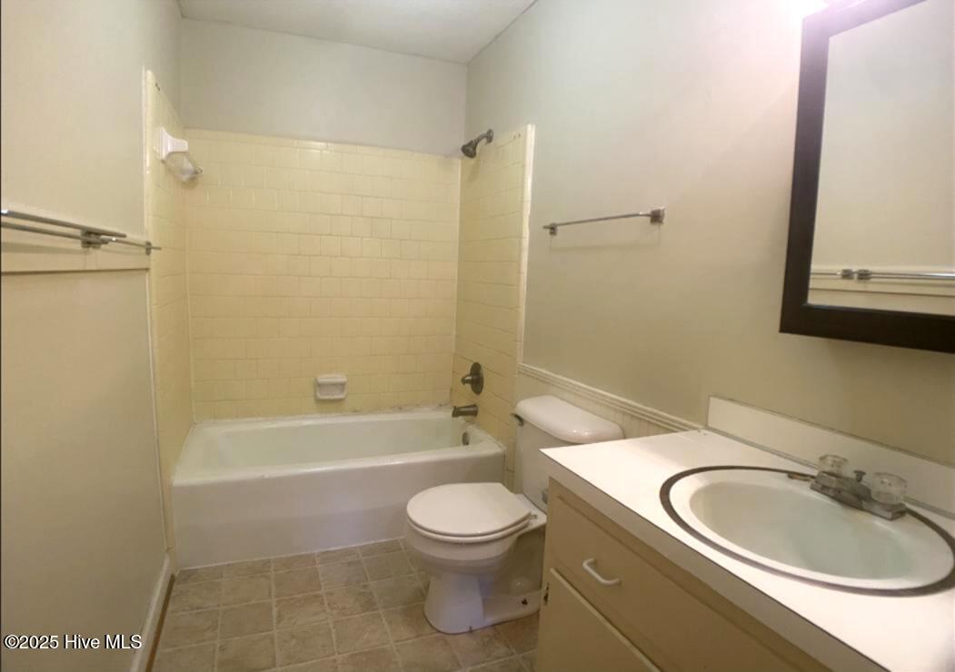 6000 River Road, Unit 20 Washington, NC 27889 - Photo 9 of 14 09