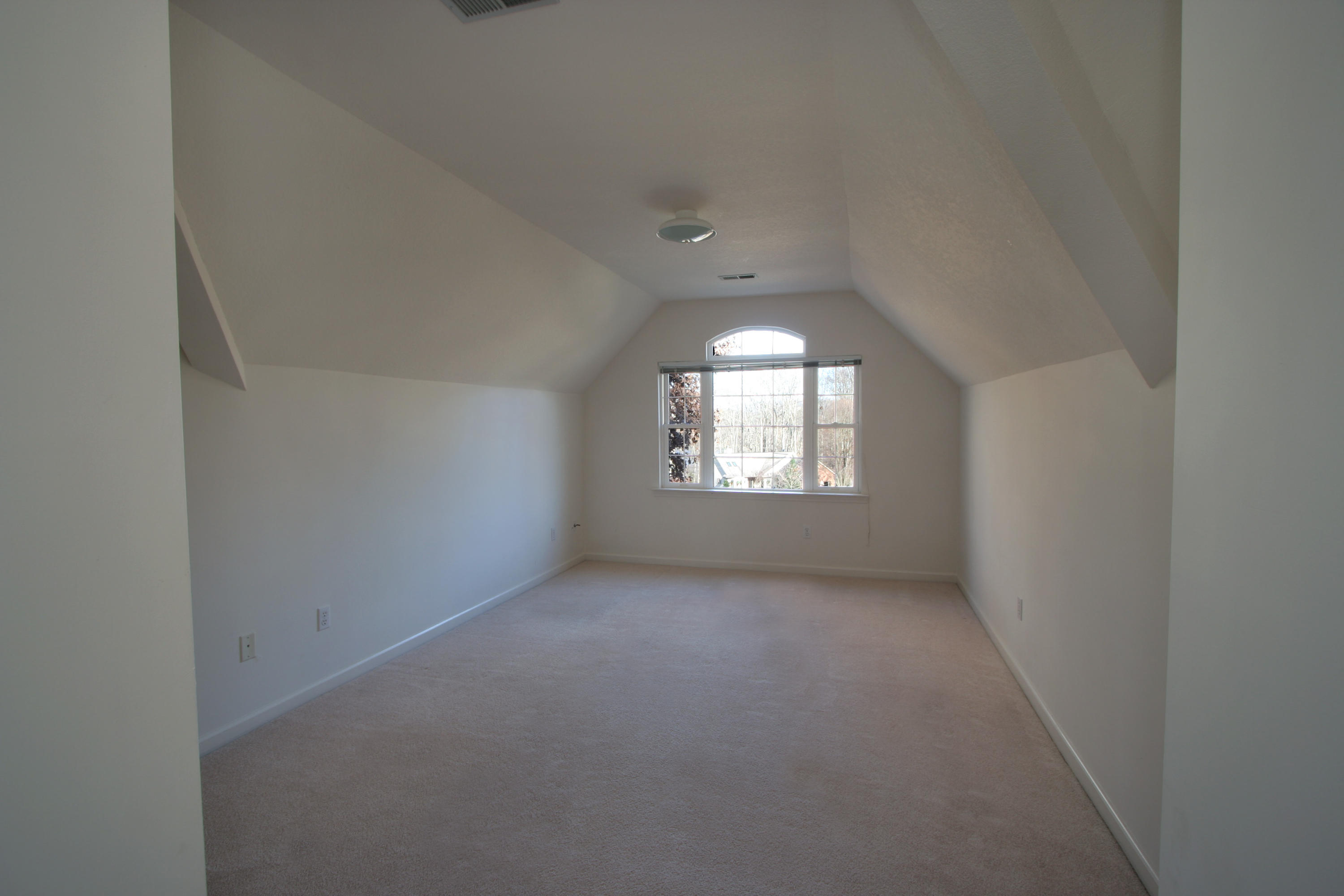 210 Inata Lane Loudon, TN 37774 - Photo 10 of 13 10_210InataLane_Bedroom3
