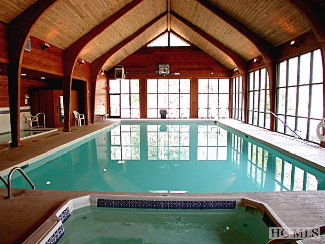 84UN-27 Emerald Ridge Road, Unit 27 Sapphire, NC 28774 - Photo 36 of 41 Gallery Image 36