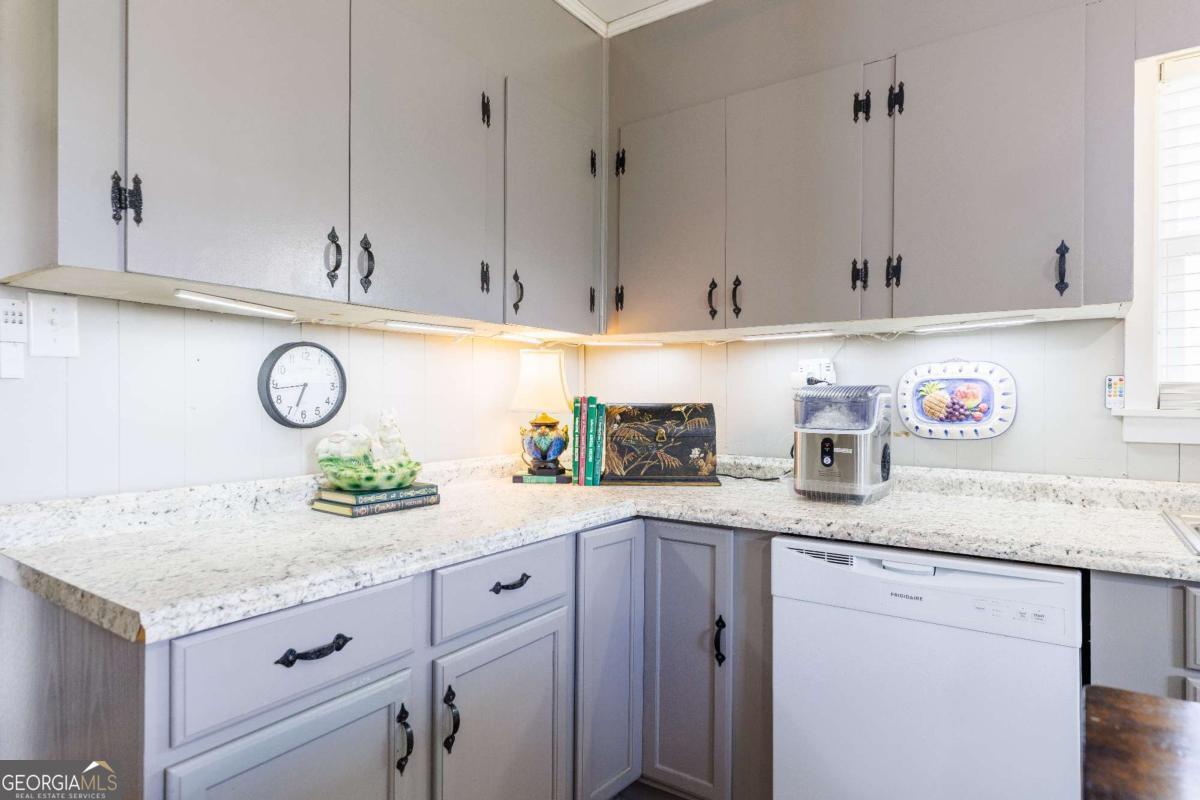 187 Jefferson Road Adel, GA 31620 - Photo 14 of 43