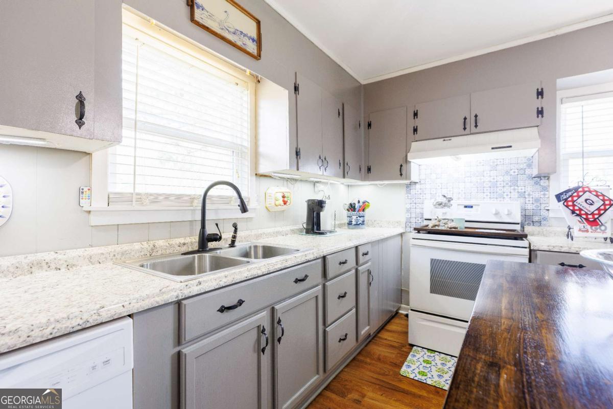 187 Jefferson Road Adel, GA 31620 - Photo 15 of 43