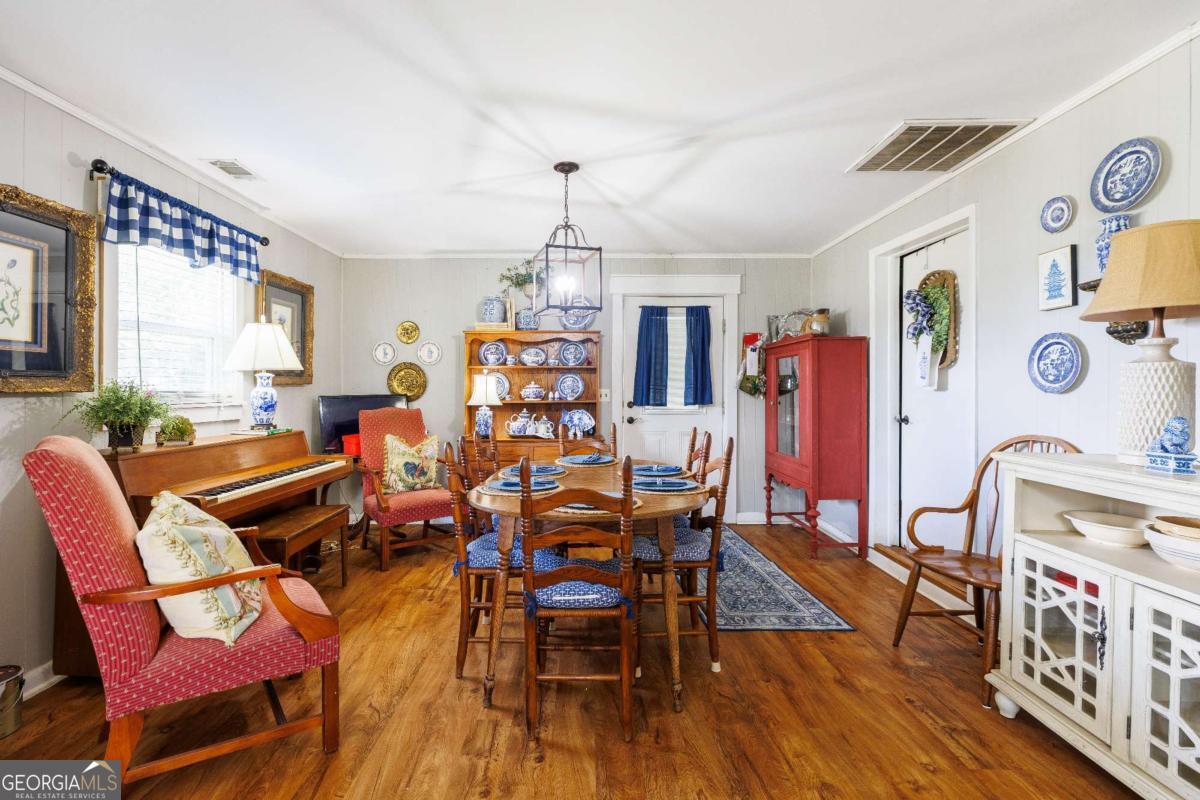 187 Jefferson Road Adel, GA 31620 - Photo 16 of 43 The closed door on the right leads to the laundry room.