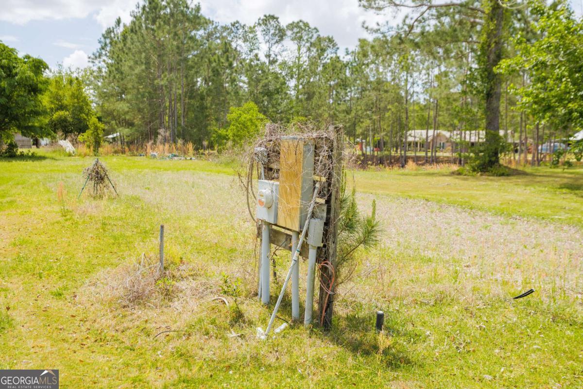 187 Jefferson Road Adel, GA 31620 - Photo 40 of 43 Power on the side lot for an additional house or RV.