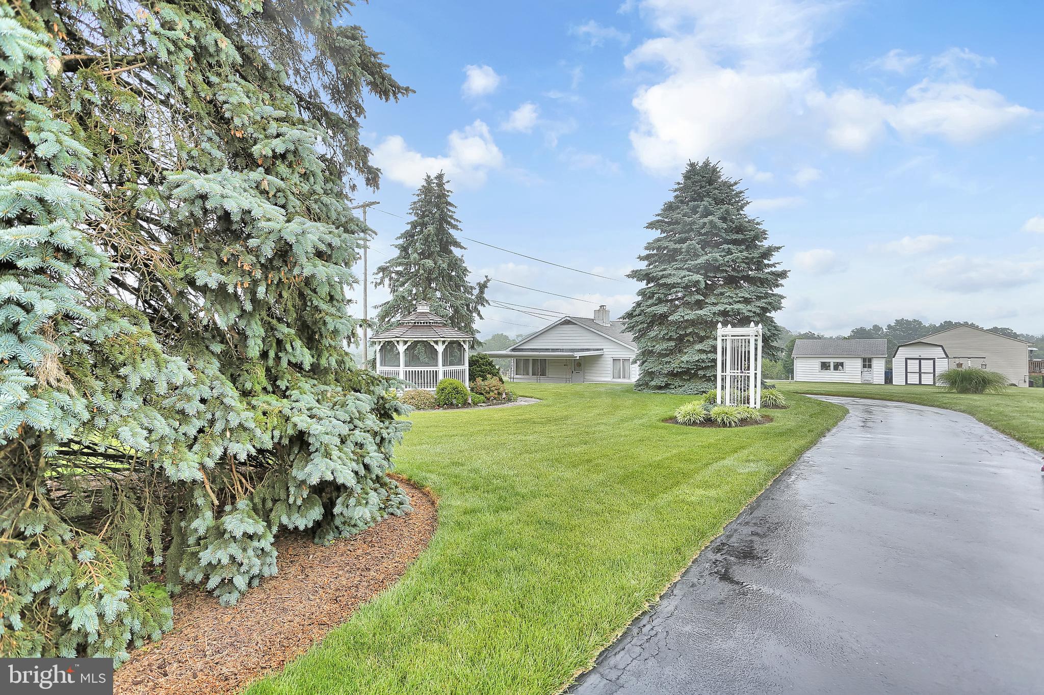 520 Paddletown Road Etters, PA 17319 - Photo 5 of 39 Gallery Image 5