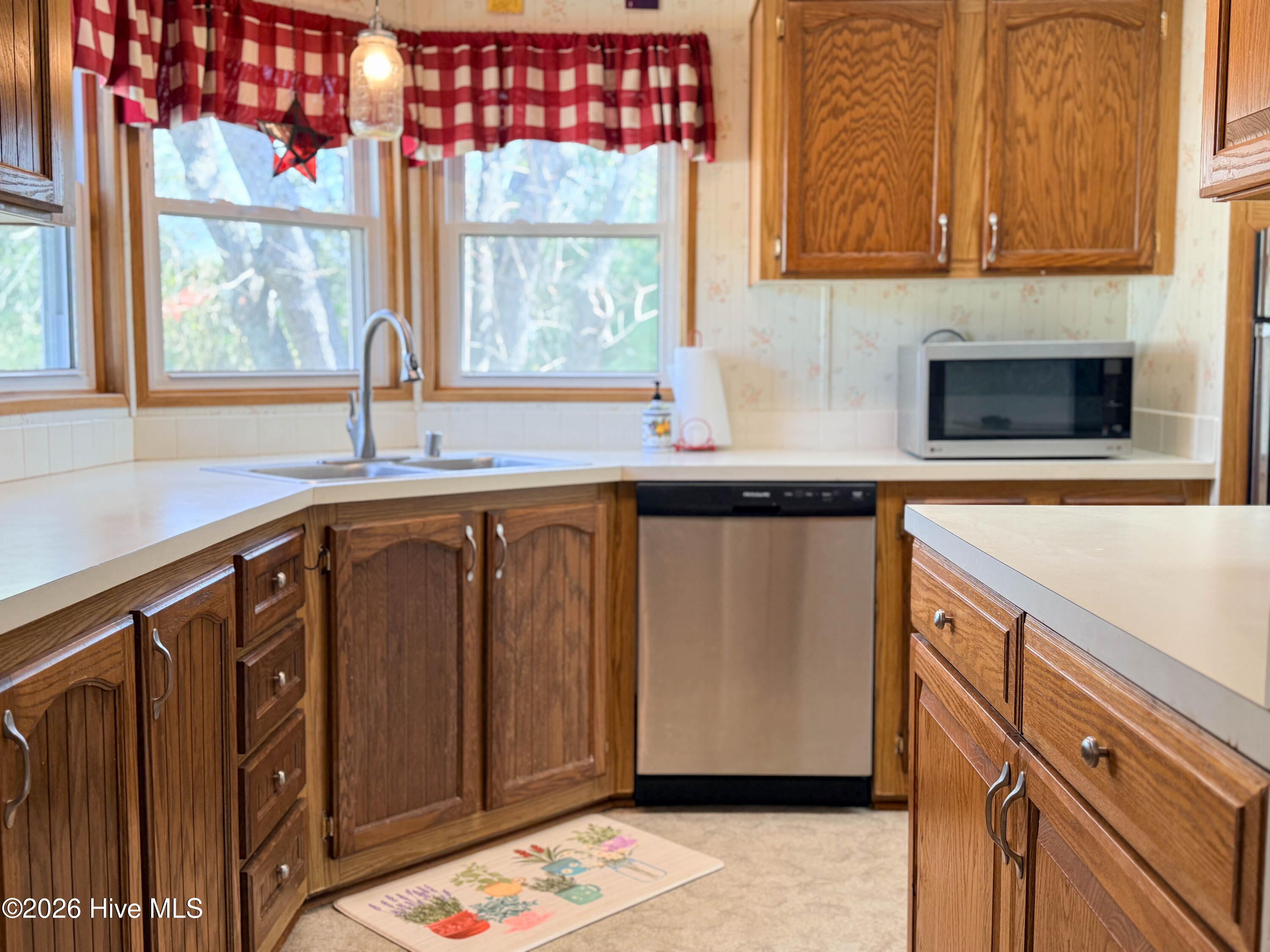 719 Nautical Court Hampstead, NC 28443 - Photo 20 of 58 09D439C0-292C-4BA6-9E3E-BB2A4899981B