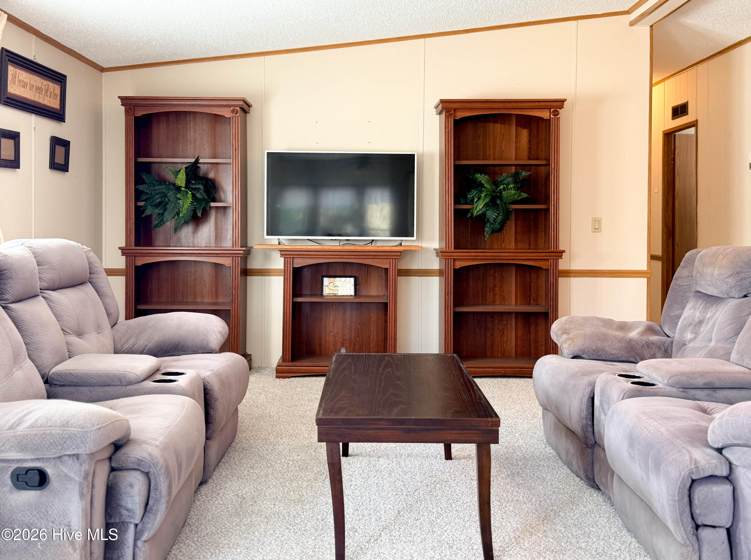 719 Nautical Court Hampstead, NC 28443 - Photo 6 of 58 EA6E28F3-F741-4DED-8B4C-26422F7BE174