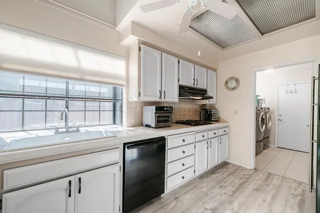 $369,950 | 1229 West Bullard Avenue, Unit 115, Fresno, CA 93711