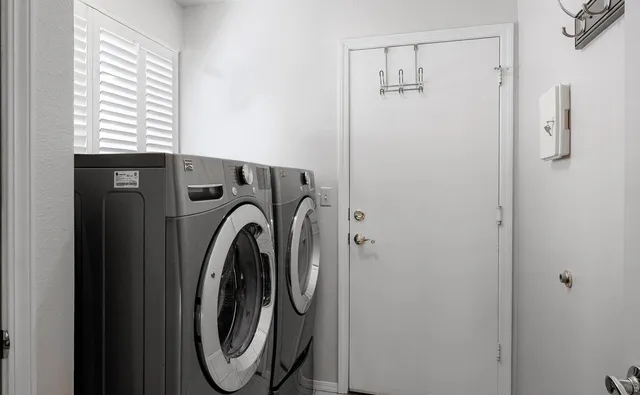 $369,950 | 1229 West Bullard Avenue, Unit 115, Fresno, CA 93711