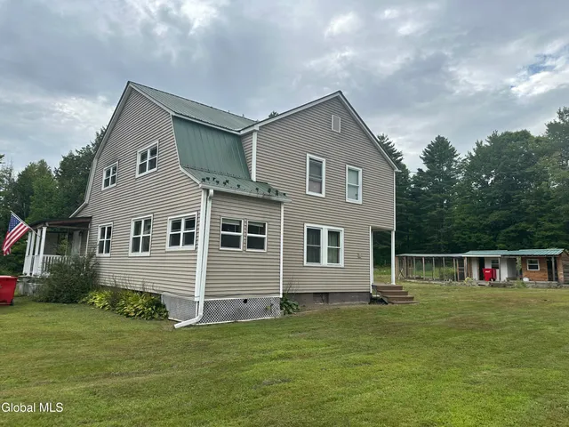 $150,000 | 26 Republic Street, Moriah, NY 12956