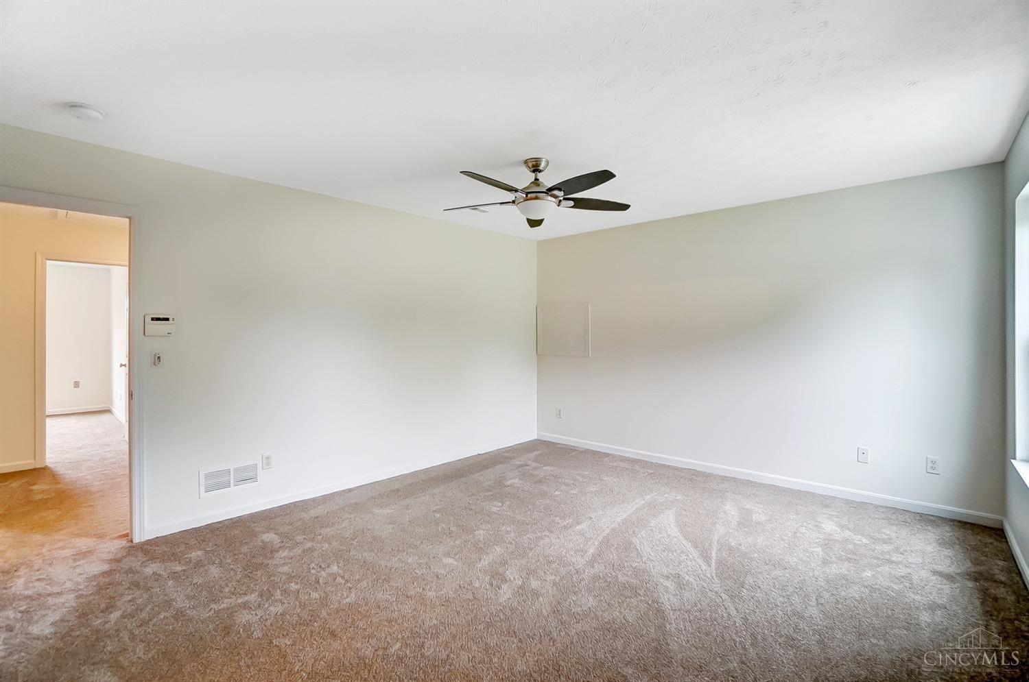 3261 Springview Drive Hamilton, OH 45011 - Photo 19 of 40