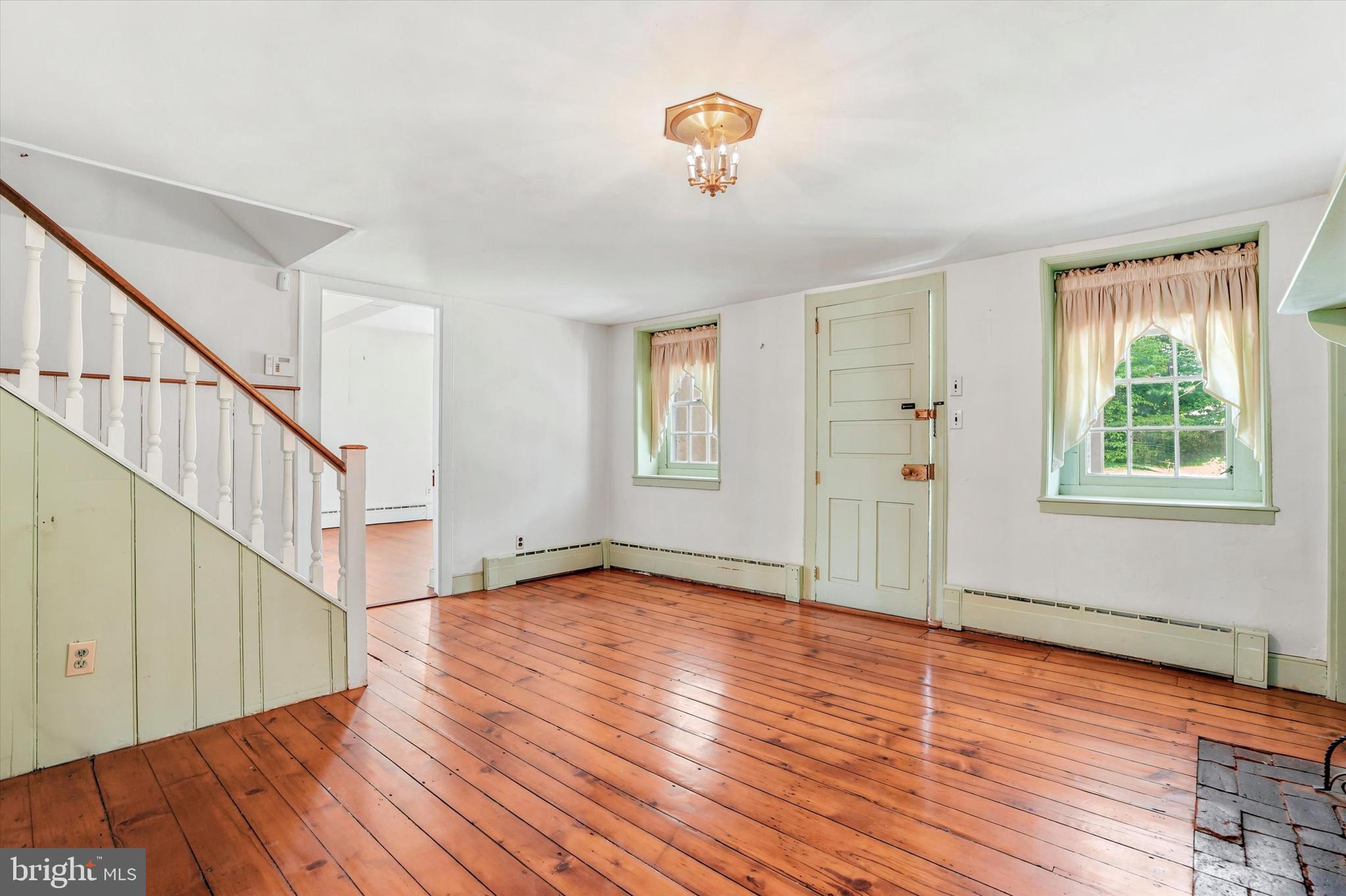 1271 Byberry Road Huntingdon Valley, PA 19006 - Photo 7 of 31 Entry foyer
