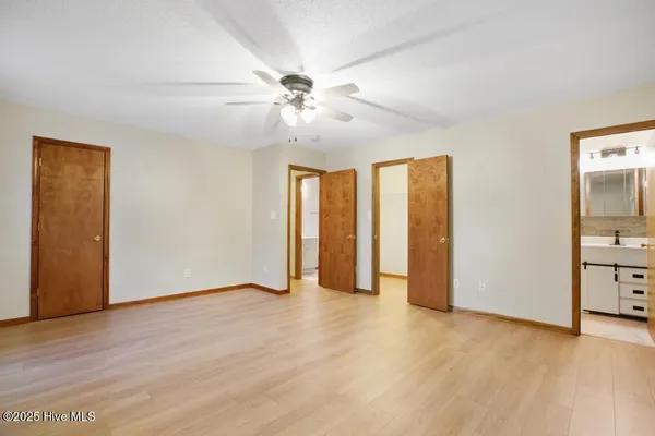 $1,875 | 147 East Ivybridge Drive, Hubert, NC 28539