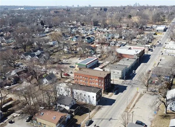 $1,750,000 | 5705-5707 St John Avenue, Kansas City, MO 64123