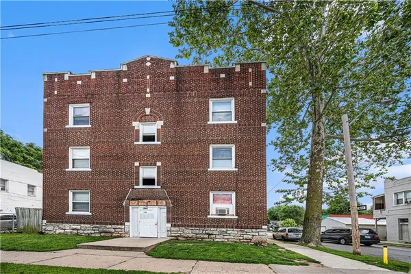 $1,750,000 | 5705-5707 St John Avenue, Kansas City, MO 64123