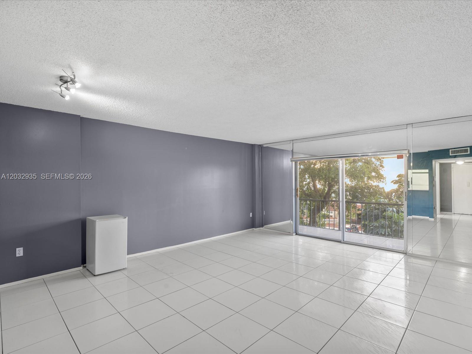 4172 Inverrary Drive, Unit 306 Lauderhill, FL 33319 - Photo 2 of 17