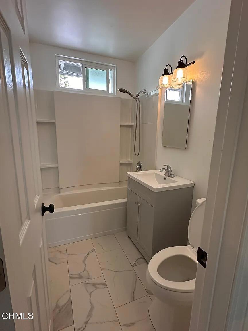 4911 Nautilus Street, Unit F Oxnard, CA 93035 - Photo 4 of 12