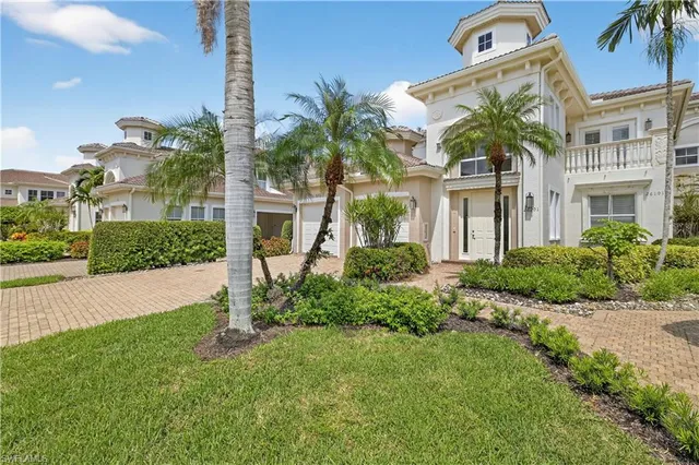 $1,111,000 | 575 Avellino Isles Circle, Unit 201, Naples, FL 34119