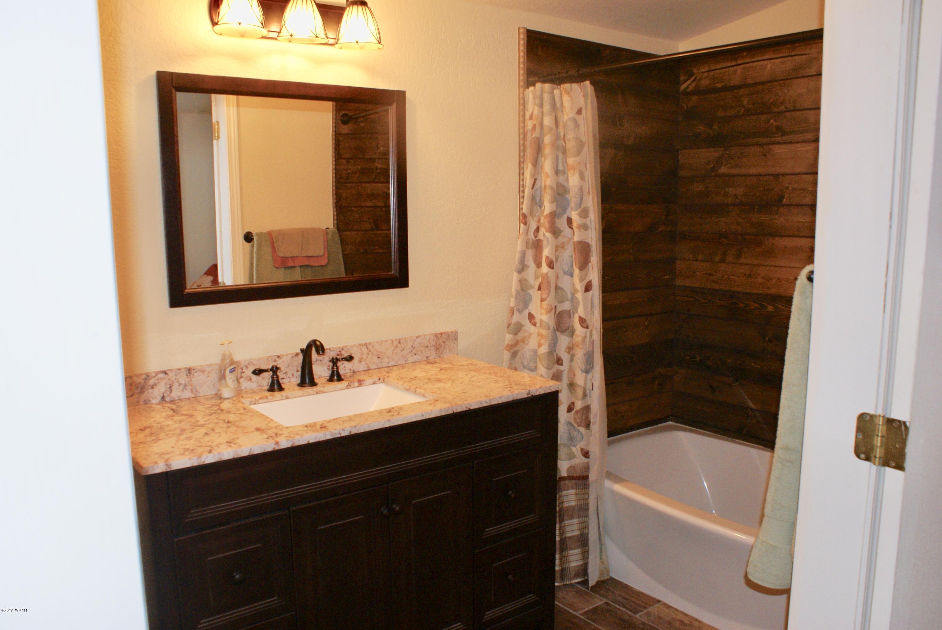 1922 Eagle Loop Lakeside, AZ 85929 - Photo 12 of 14
