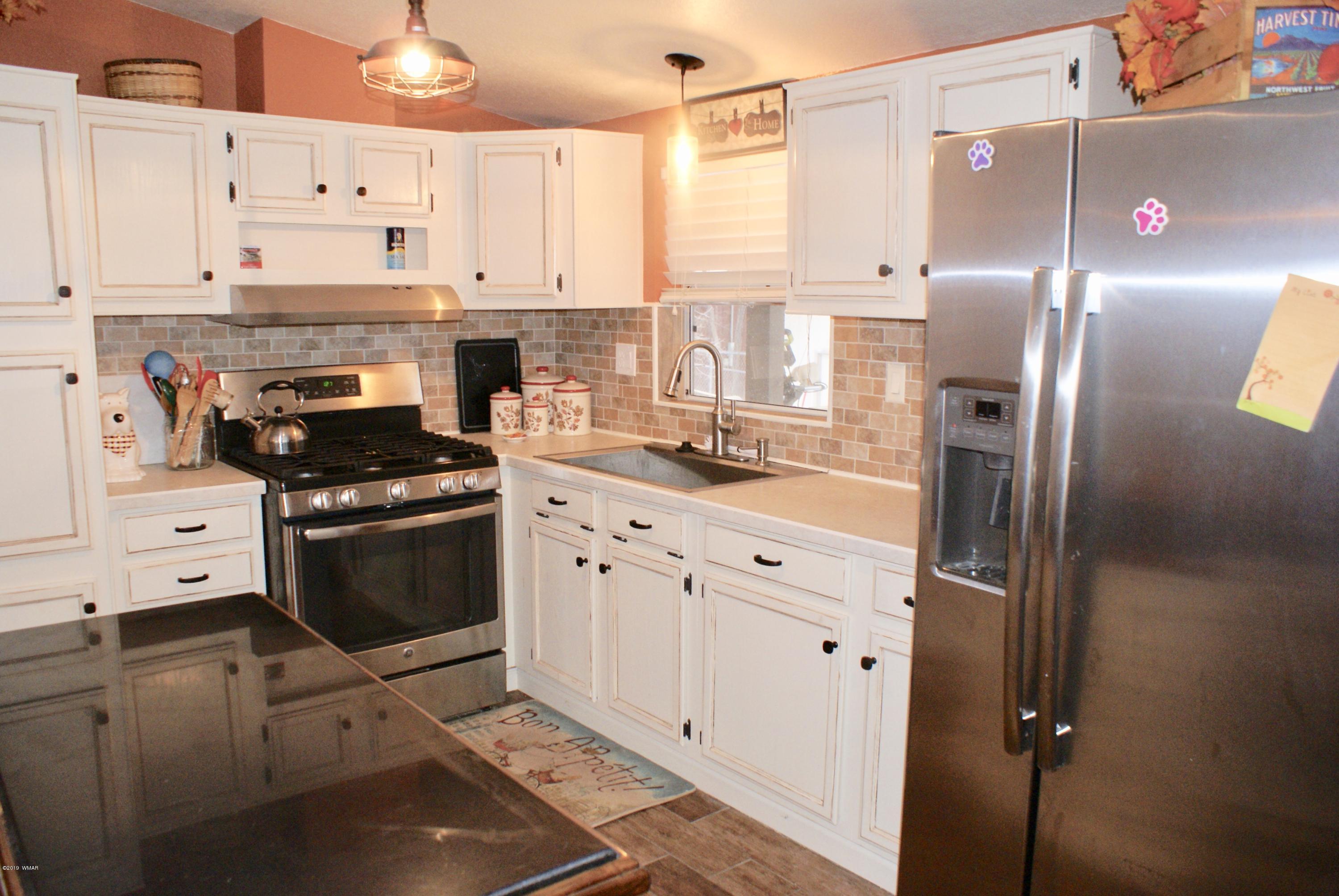 1922 Eagle Loop Lakeside, AZ 85929 - Photo 4 of 14