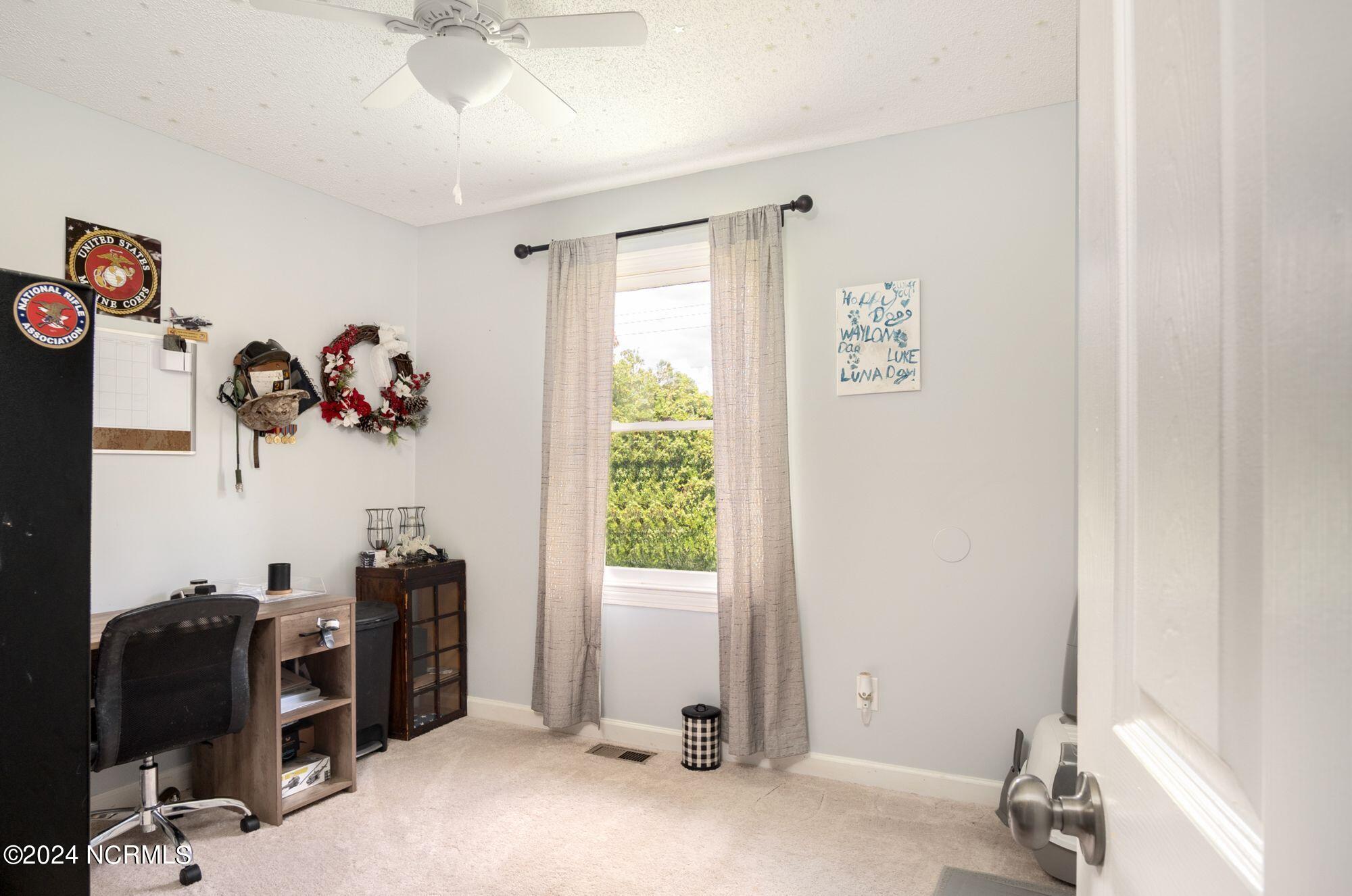 607 West Grantham Road New Bern, NC 28562 - Photo 16 of 38 607 W Grantham-25