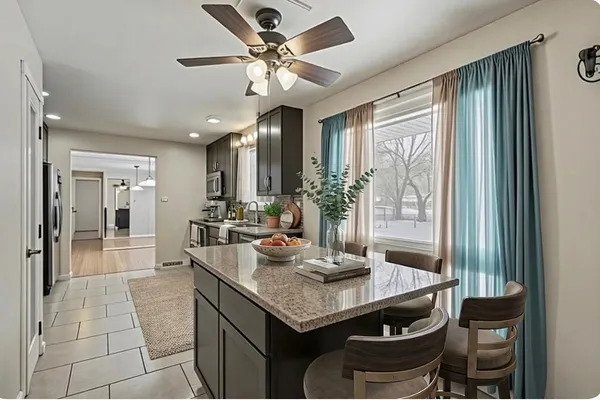 $280,000 | 15252 Waterman Drive, South Holland, IL 60473