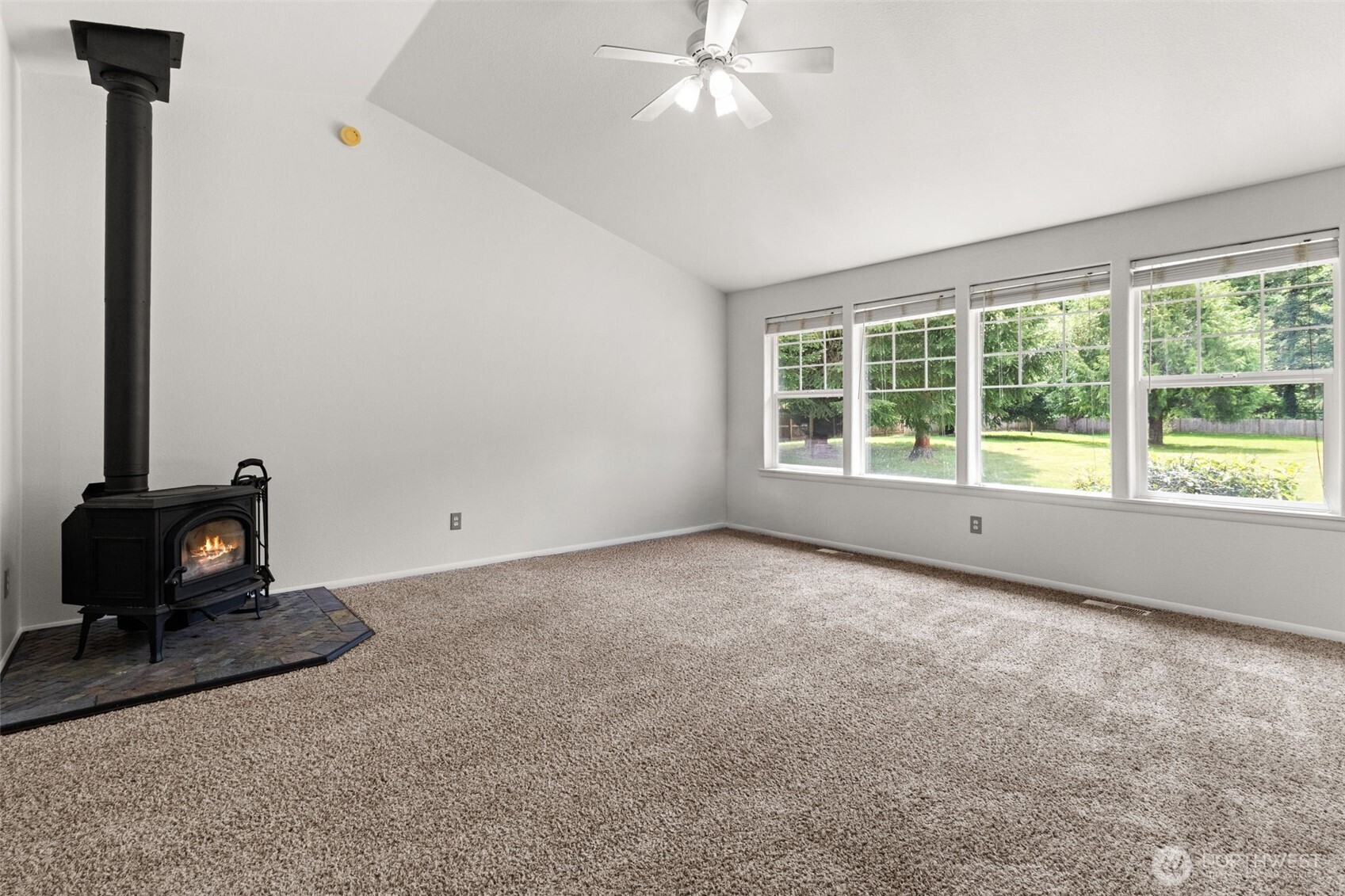 9519 185th Avenue Southwest Rochester, WA 98579 - Photo 11 of 40