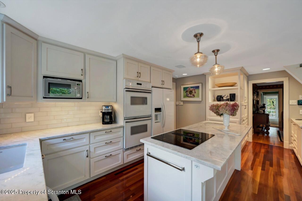 3360 Forest Road Wilkes Barre, PA 18706 - Photo 15 of 88 Kitchen
