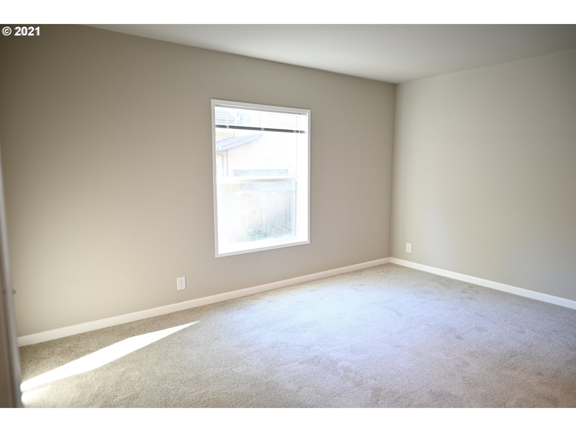 21314 East Alder Lane Rhododendron, OR 97049 - Photo 12 of 27 Gallery Image 12