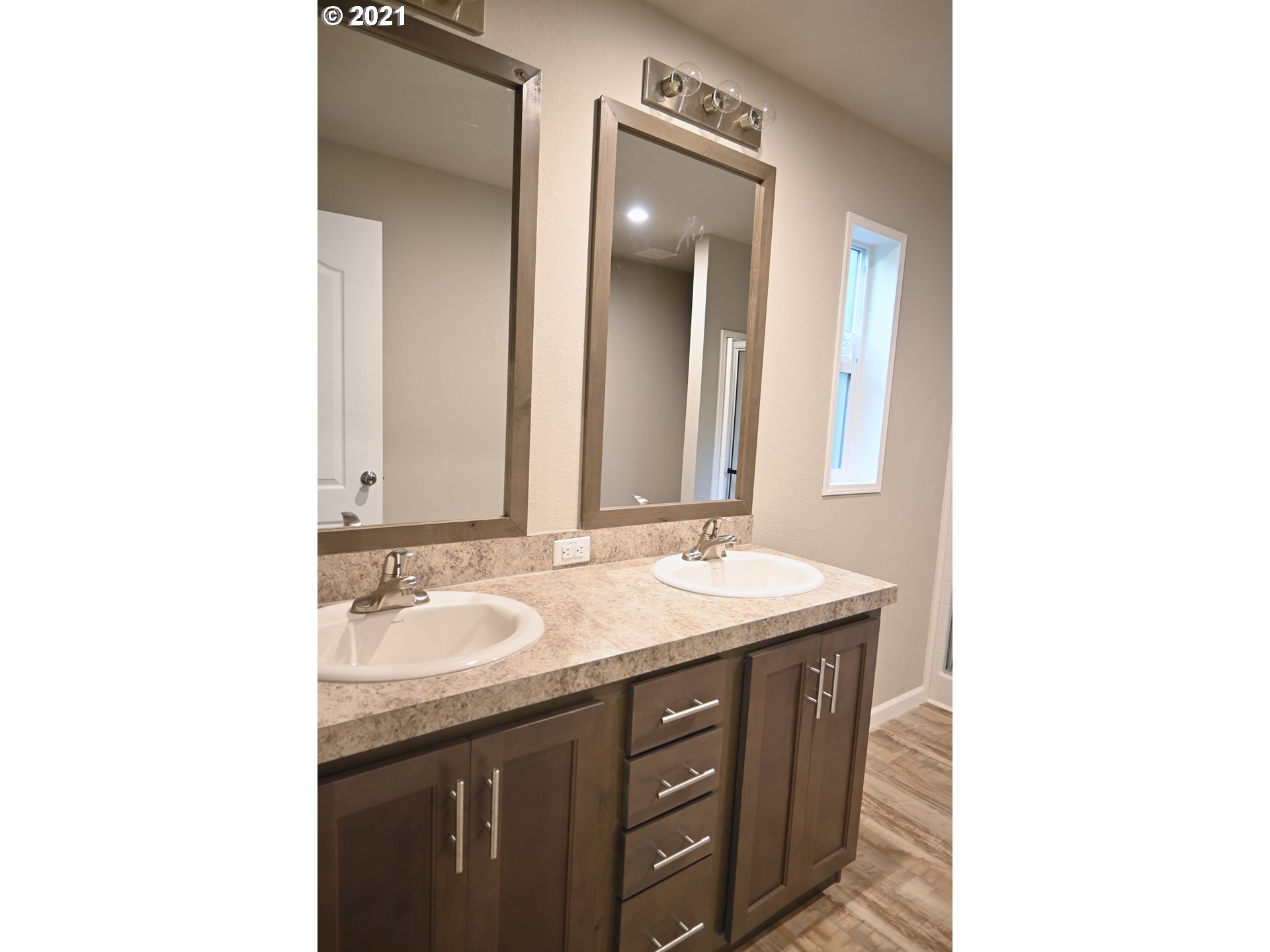 21314 East Alder Lane Rhododendron, OR 97049 - Photo 16 of 27 Gallery Image 16