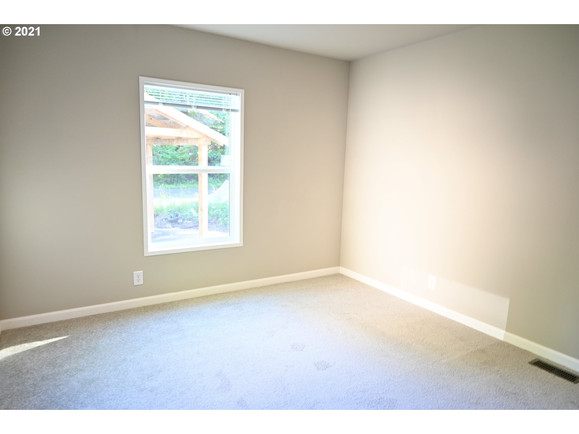 21314 East Alder Lane Rhododendron, OR 97049 - Photo 21 of 27 Gallery Image 21