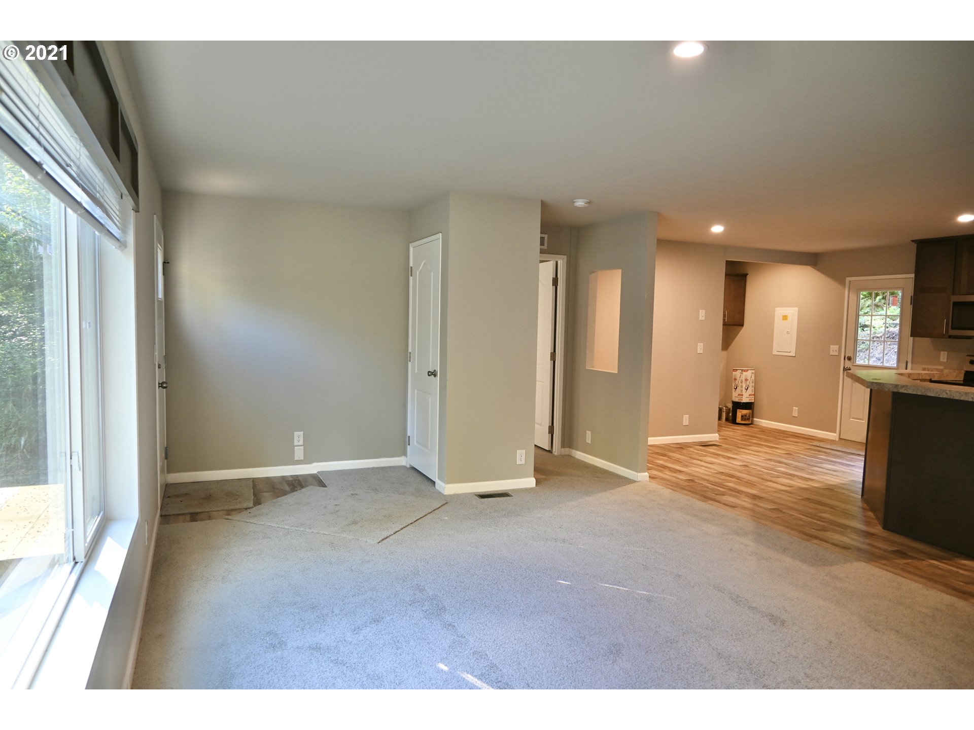 21314 East Alder Lane Rhododendron, OR 97049 - Photo 7 of 27 Gallery Image 7