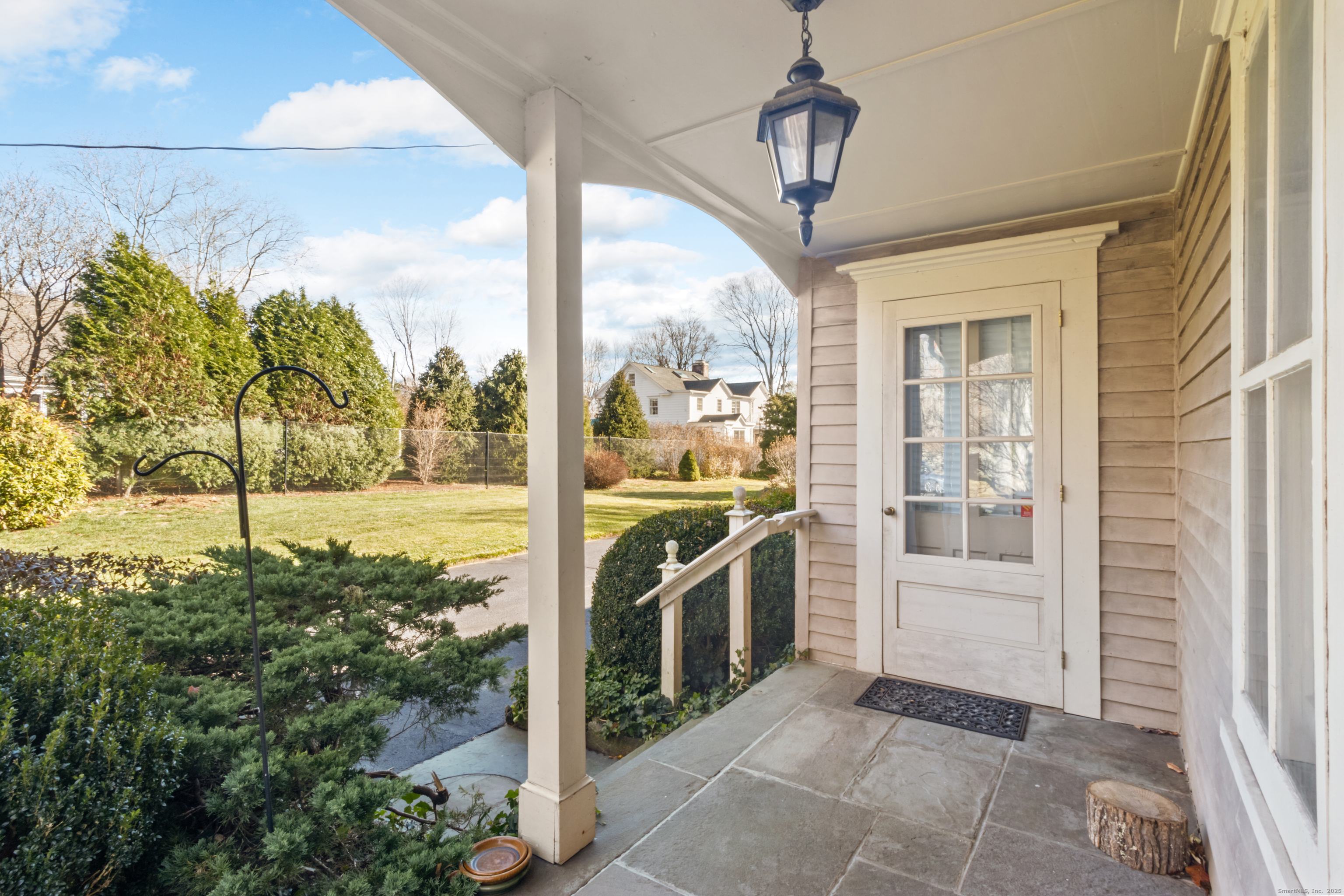 179 Verna Hill Road Fairfield, CT 06824 - Photo 5 of 36 a view of a porch