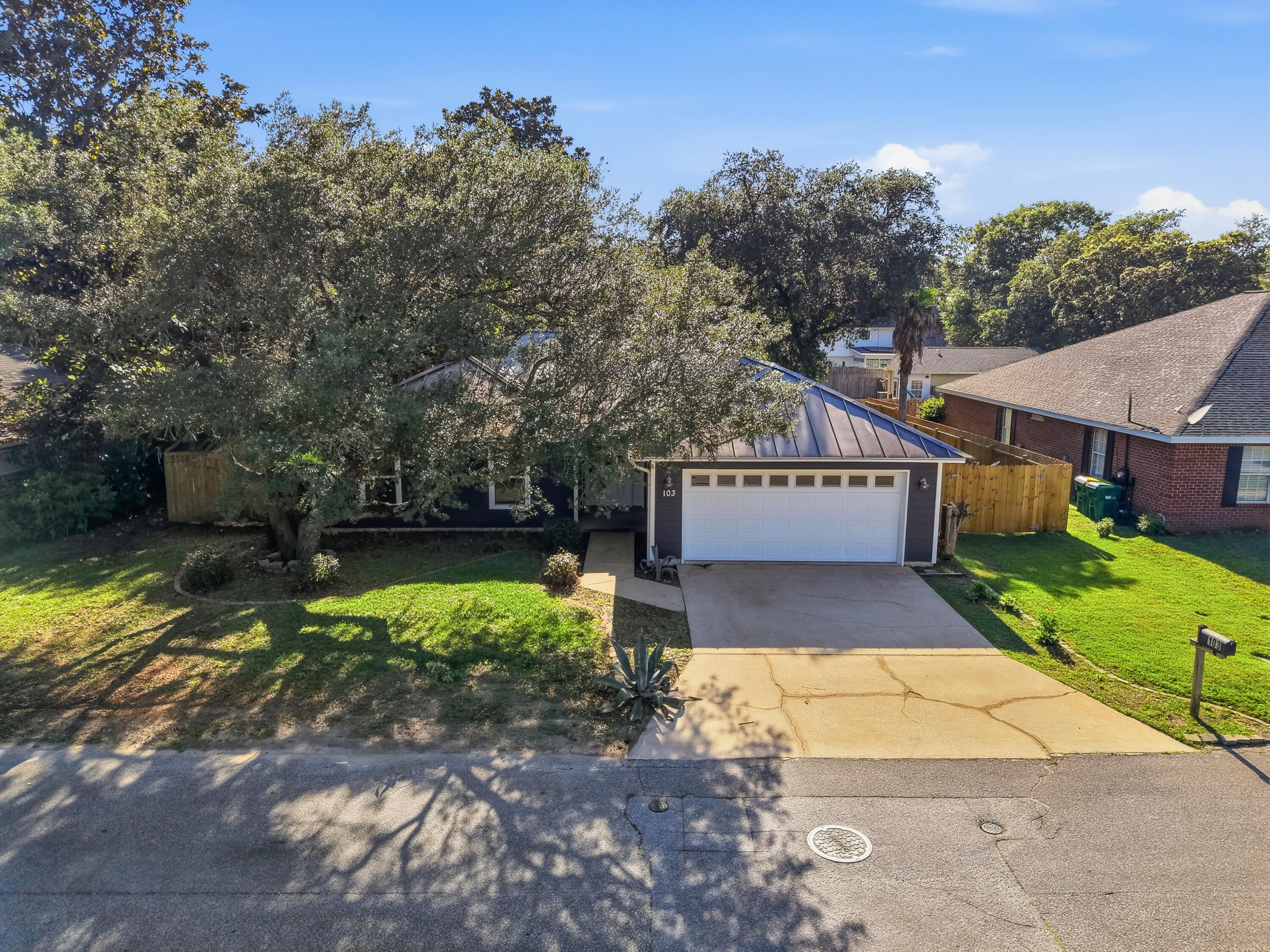 103 Point Comfort Road Mary Esther, FL 32569 - Photo 4 of 55 103 point comfort rd drone-10