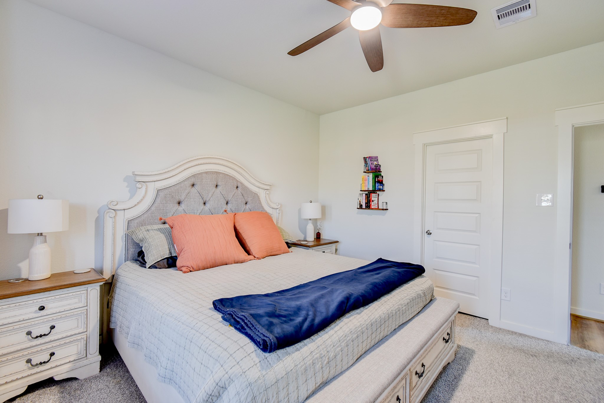205 Laura Leigh Lane Angleton, TX 77515 - Photo 12 of 29