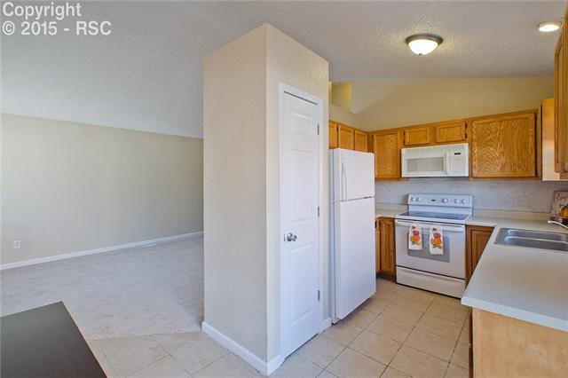 1480 Ride Lane Colorado Springs, CO 80916 - Photo 4 of 18