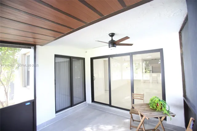 $355,000 | 510 West Park Drive, Unit 105, Miami, FL 33172